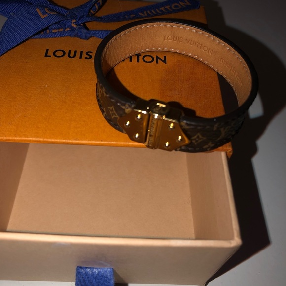 Louis Vuitton bracelet - Picture 2 of 2
